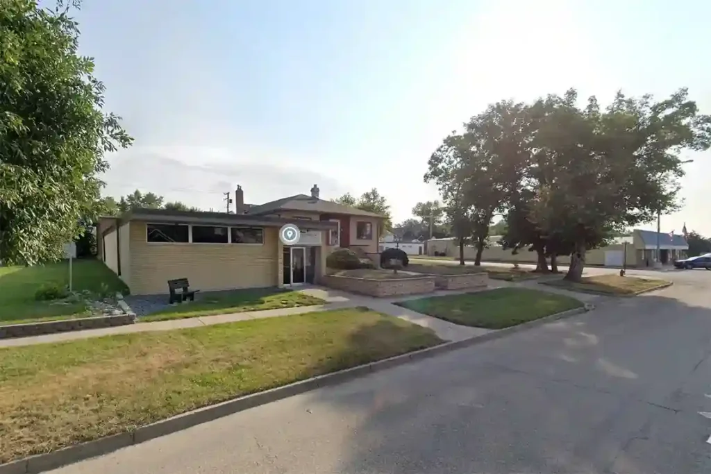 Front view of Goetz Funeral Home Washburn ND