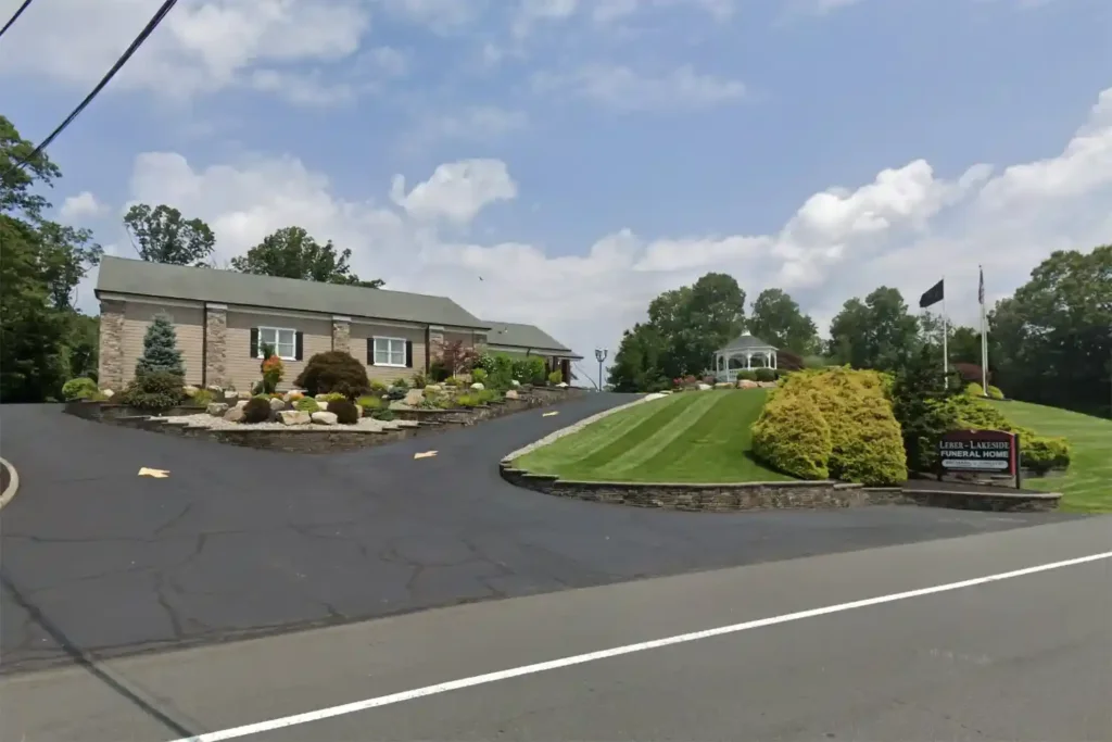 Exterior view of Leber Lakeside Funeral Home in Landing, NJ