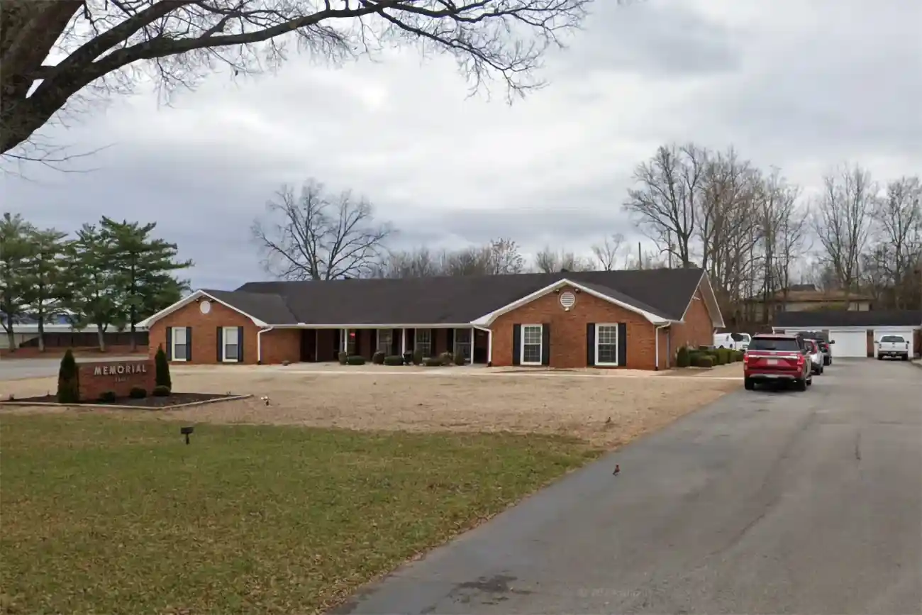 Exterior view of Nelms Funeral Home in Huntsville, AL.