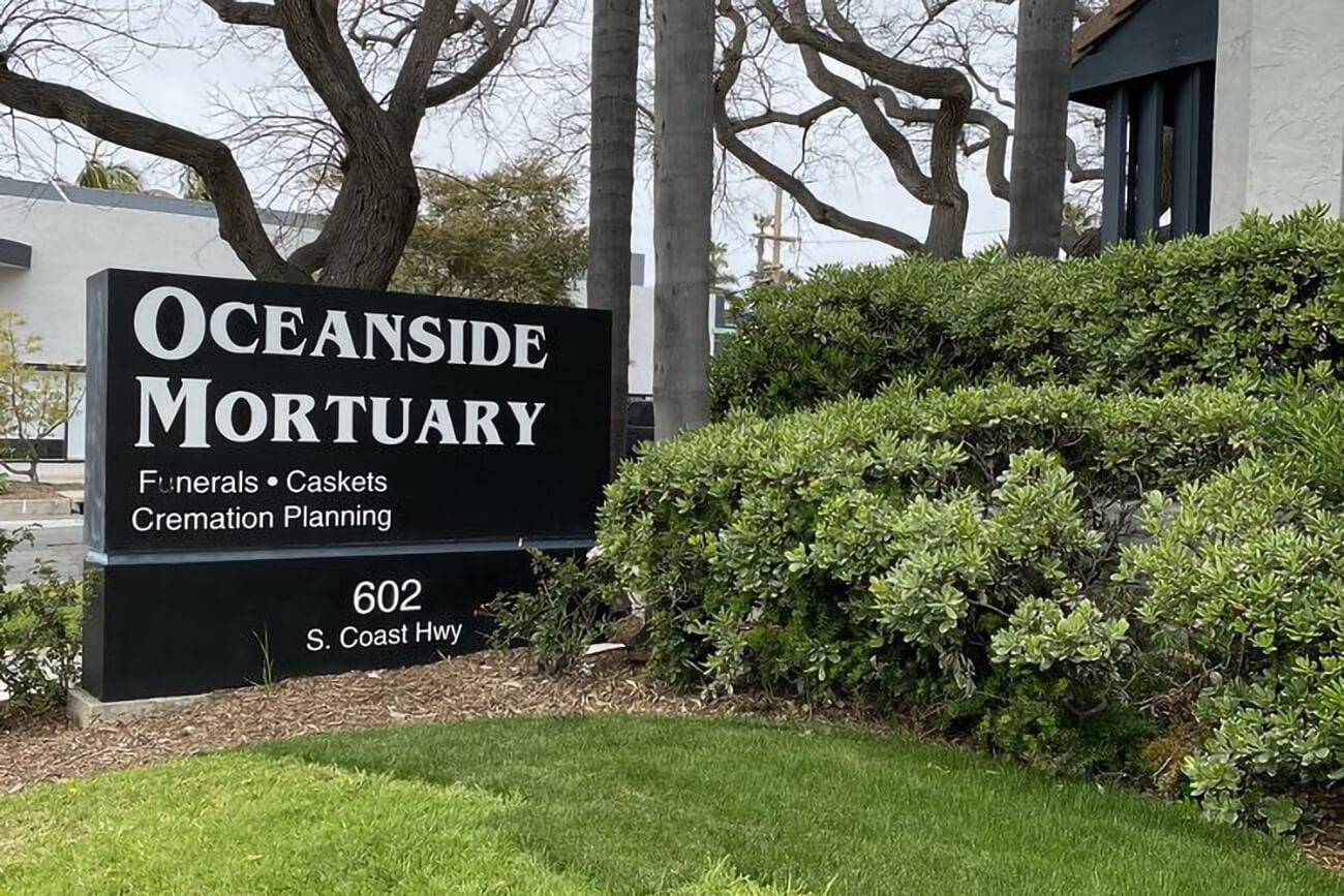 Prepaid funeral plan in Oceanside symbolized by a peaceful sunset, reflecting calm and future security.